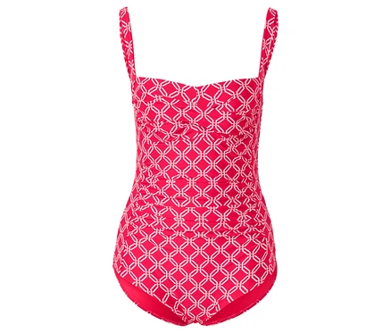 Ein roter Badeanzug mit einem weißen geometrischen Muster.