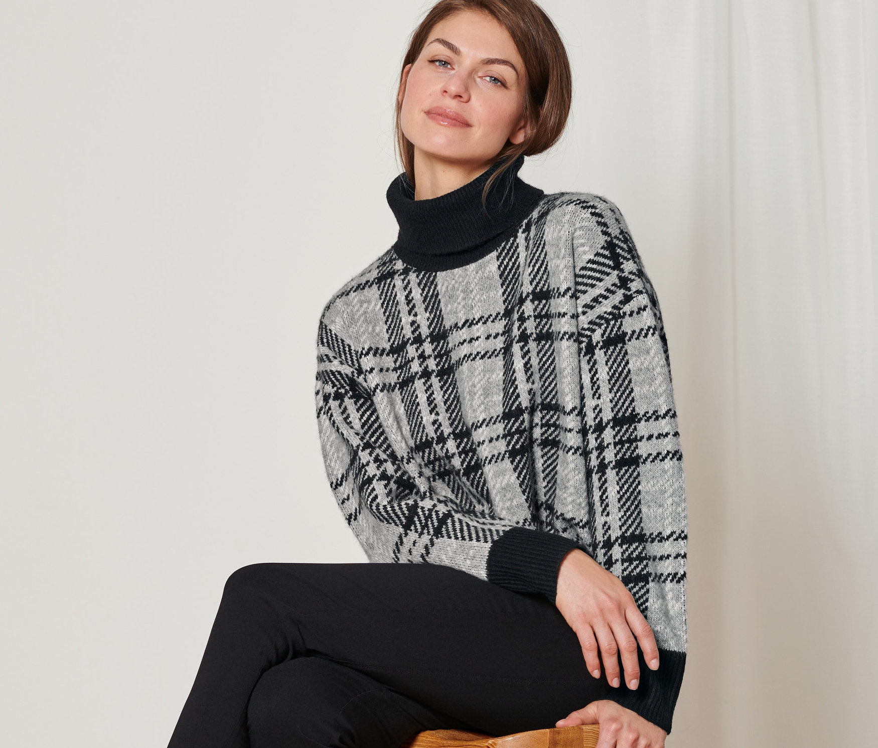 Thumbnail - Tchibo - Strickpullover mit Rollkragen - Damen - Gr. XL - weiß/jacquard