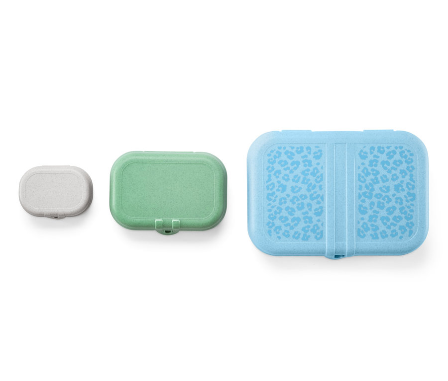 Drei verschieden große 3 To-go-Dosen, grau, grün und blau mit Aufdruck.