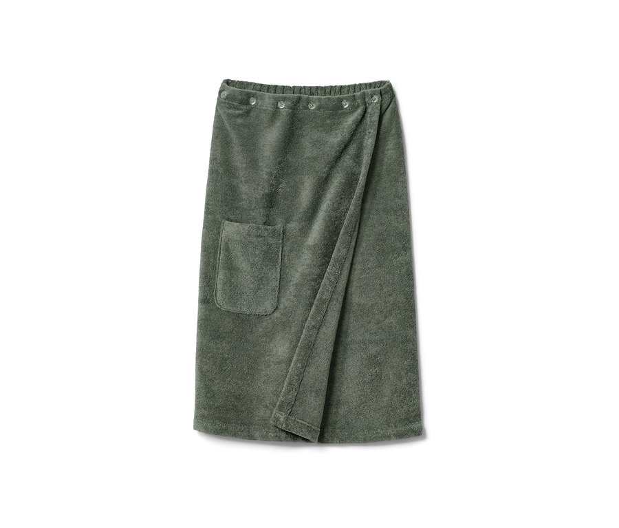 Grauer Damen-Sauna-Kilt mit Tasche und Knopfleiste.