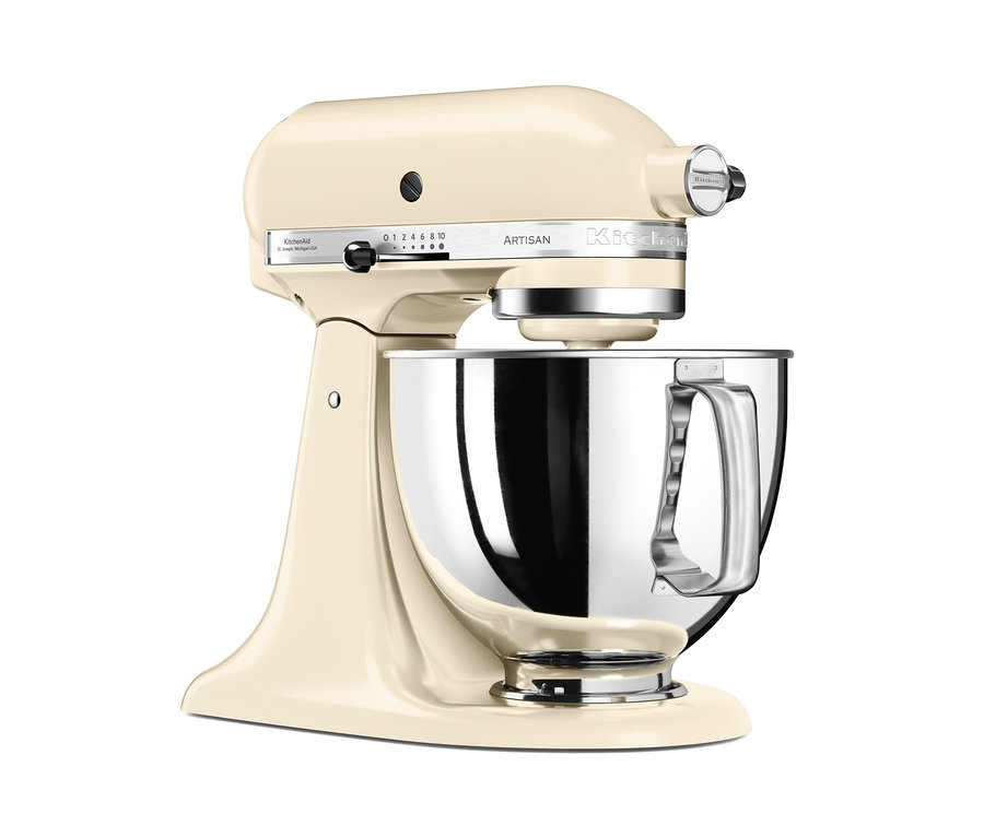 Cremefarbene KitchenAid Küchenmaschine Artisan 5KSM125EAC.