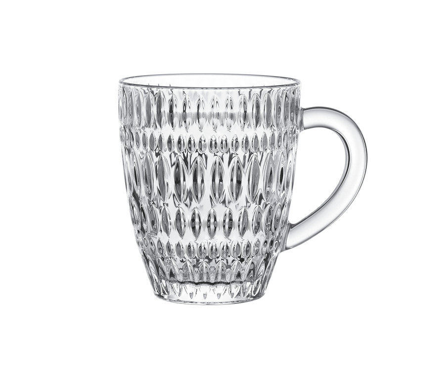 Ein einzelner klarer Nachtmann Becher »Ethno« mit einem strukturierten Design und einem Henkel.