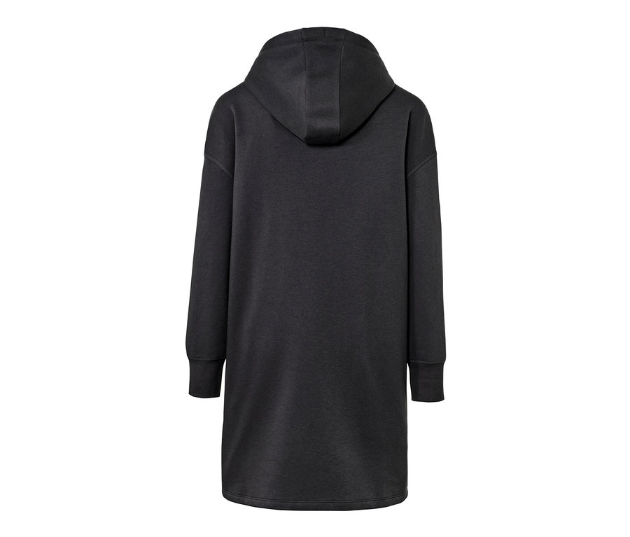 Rückansicht eines Sweatkleids mit Kapuze.