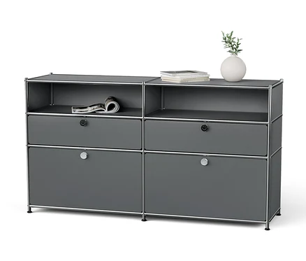 Graues modulares Sideboard mit vier Schubladen und offenen Regalen.