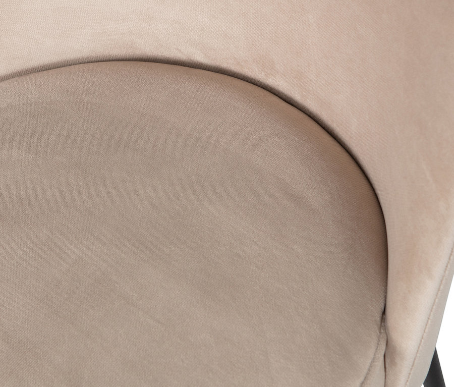 Detailansicht eines khaki BePureHome Esszimmerstuhls »Vogue« aus einem 2er-Set.