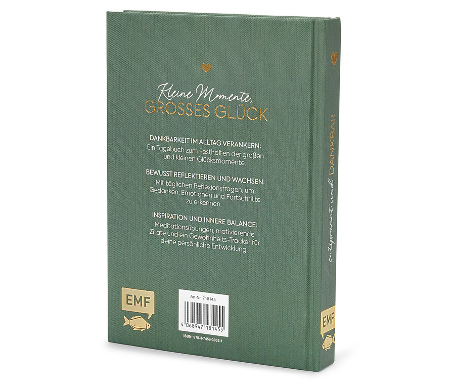 Ein grünes Notizbuch mit dem Text "Kleine Momente, GROSSES GLÜCK" und weiteren Texten.