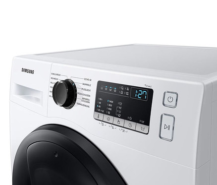 Detailaufnahme der weißen Samsung-Waschmaschine »WW7QT4543AE/EG« mit schwarzer Tür und Bedienfeld. Die Maschine hat 7 kg Fassungsvermögen und schleudert mit 1.400 U/Min.