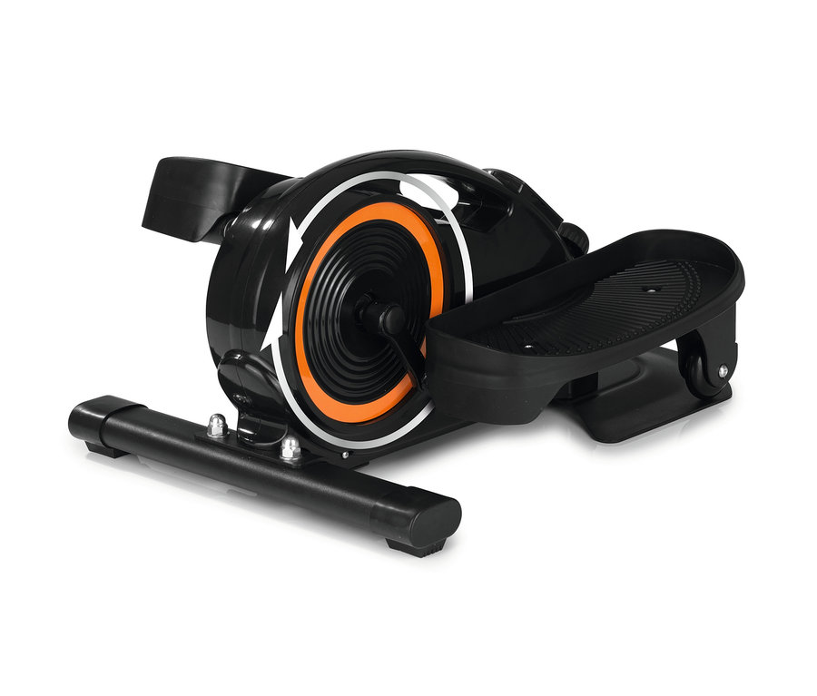 Detailaufnahme eines schwarzen Ellipsentrainers vom Typ MAXXMEE-Ellipsen-Trainer.