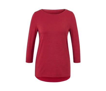 Rotes Funktionsshirt mit 3/4-Arm.