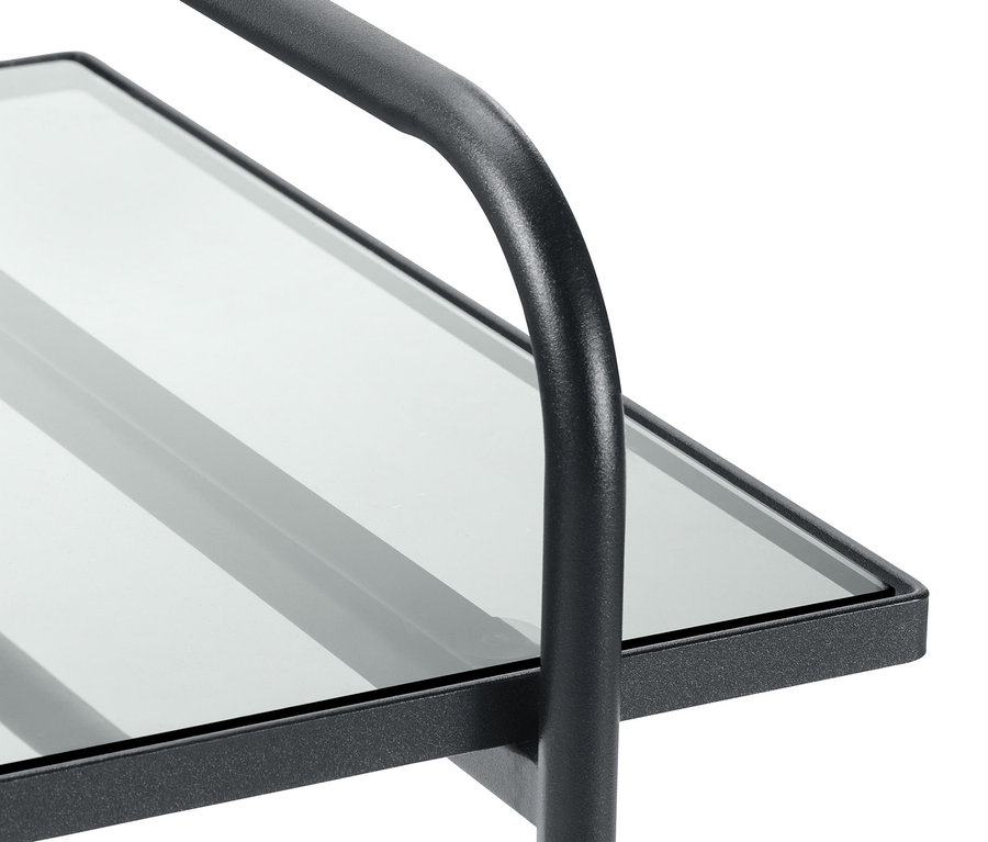 Detailaufnahme eines Servierwagens.