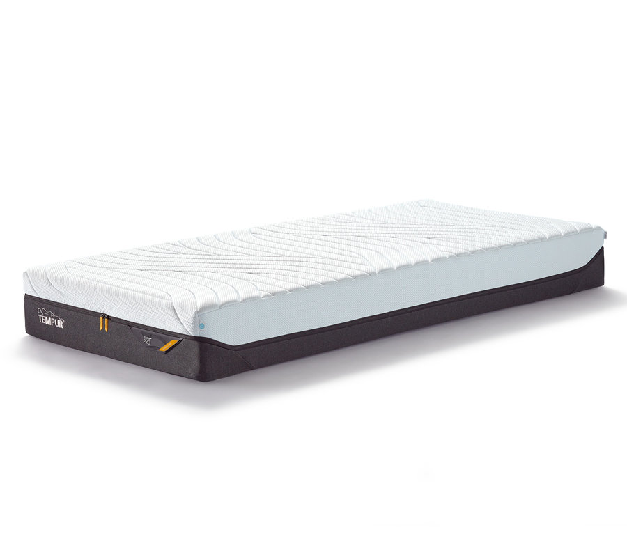 Tempur Matratze »Pro CoolQuilt« medium firm auf weißem Hintergrund.