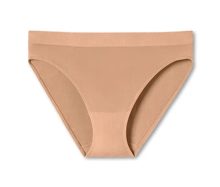 Beiger SCHIESSER Rio Slip, Ahorn, auf weißem Hintergrund.