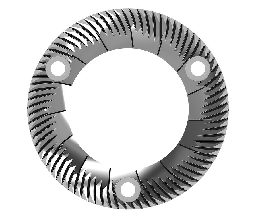 Metallene Mahlscheibe mit Zacken und drei Löchern.