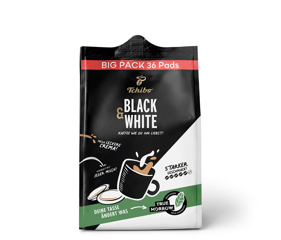 Eine Packung Tchibo Black & White mit 36 Pads. Eine Grafik einer Kaffeetasse.