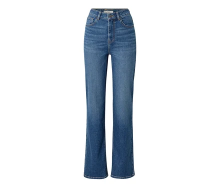 Eine hochgeschnittene, mittelblaue Jeans aus Denim mit geradem Bein und leicht ausgestelltem Saum, mit Standardtaschen und Gürtelschlaufen.