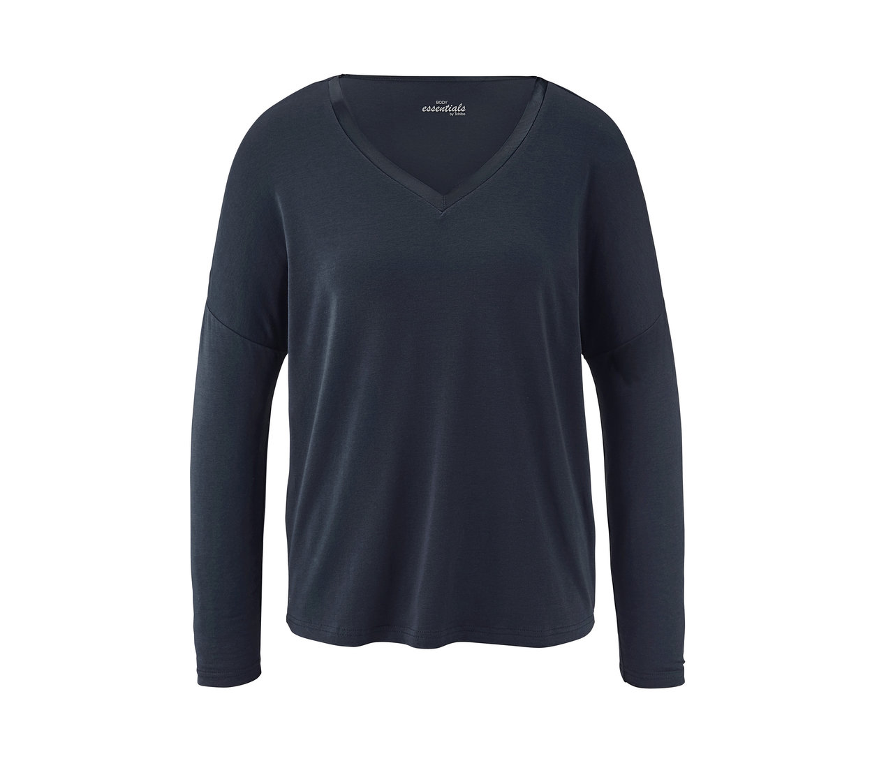 Dunkelblauer Pyjama mit langen Ärmeln.