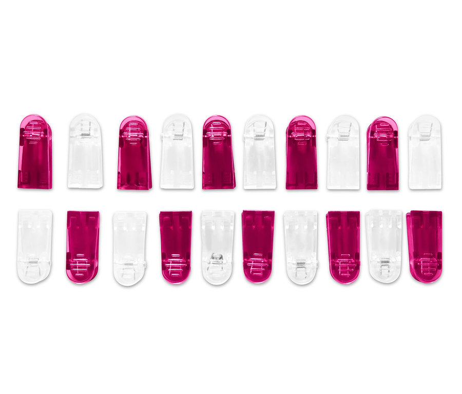 Zwei Reihen von abwechselnd pinken und transparenten Stoffklammern, insgesamt 20 Stück.