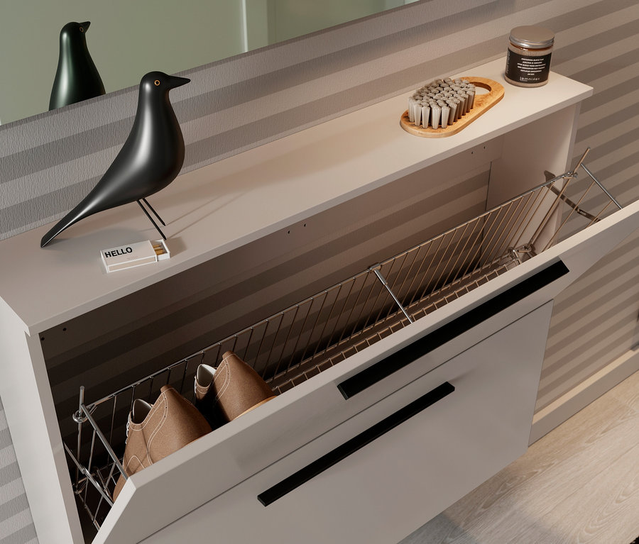 Geöffneter Schuhschrank »Utah« in Kaschmir Farbe mit einem Paar brauner Schuhe.