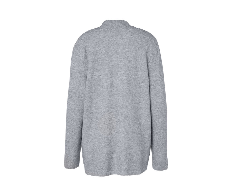 Detailansicht eines offenen, grauen Cardigans.