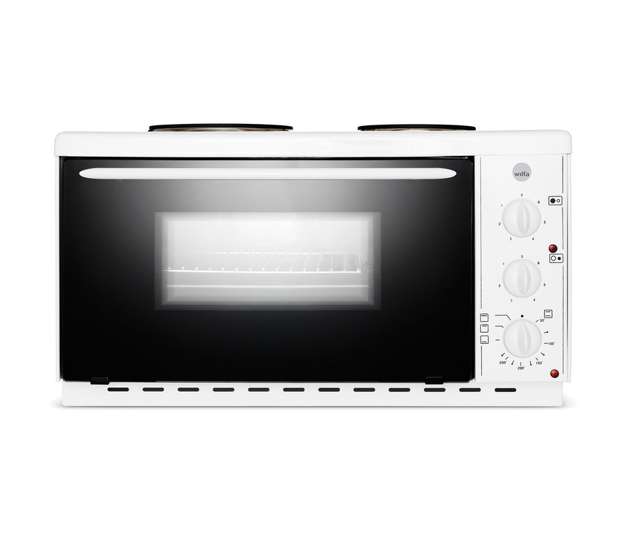 Weißer WILFA Mini-Ofen EMK 218 mit Kochplatten und schwarzer Glastür.