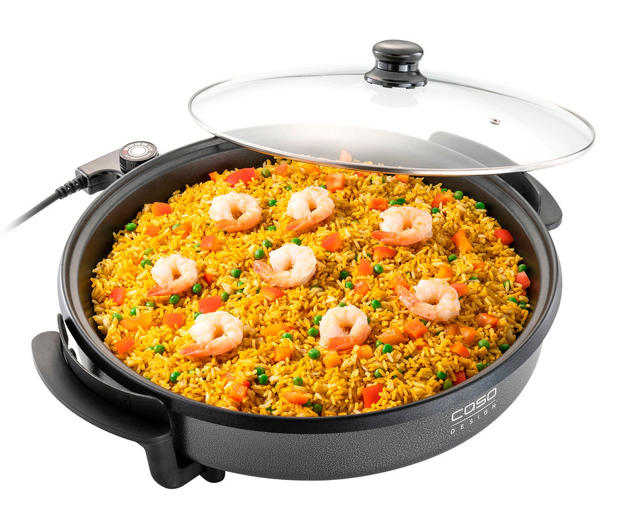 CASO Profi-Partypfanne mit Reis, Gemüse und Garnelen.