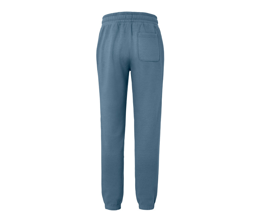 Blaue Sweathose mit Gesäßtasche.