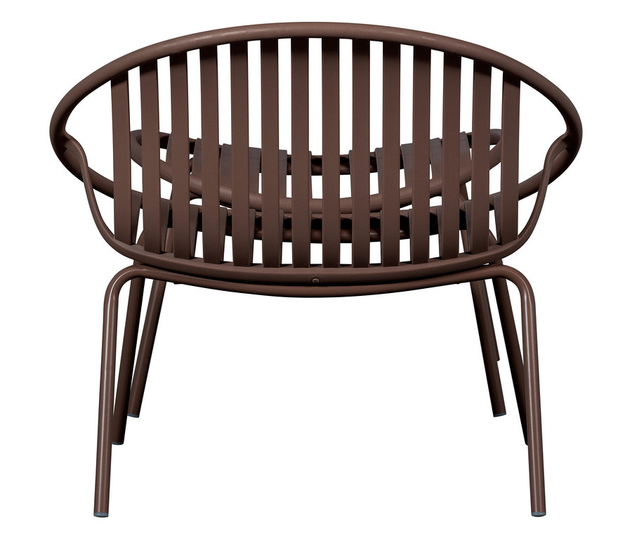 Brauner WOOOD Lounge Sessel mit Hocker, von vorne fotografiert.