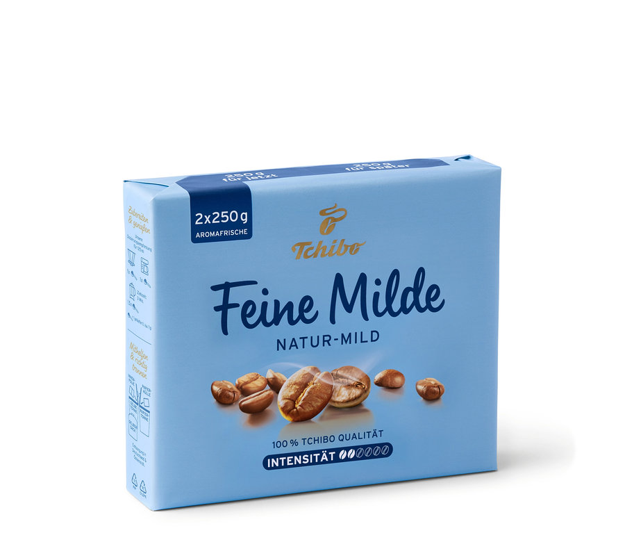 Eine Packung Tchibo Feine Milde gemahlener Kaffee, 2x250 g. Auf der Packung sind das Tchibo Logo und Kaffeebohnen abgebildet.