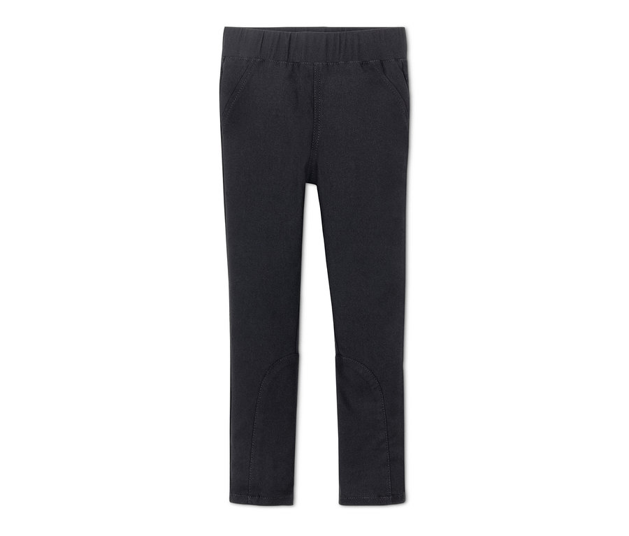 Schwarze Stretchhose.
