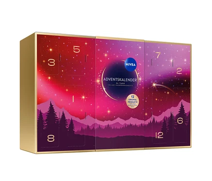 Ein goldener NIVEA Adventskalender mit einem Design aus rotem, pinkem und lila Nachthimmel, Sternen und Bergen. Das NIVEA Logo und der Schriftzug "Adventskalender" sind sichtbar. Die Türchen sind mit den Zahlen 1, 2, 3, 5, 6, 7, 8, 12 beschriftet.