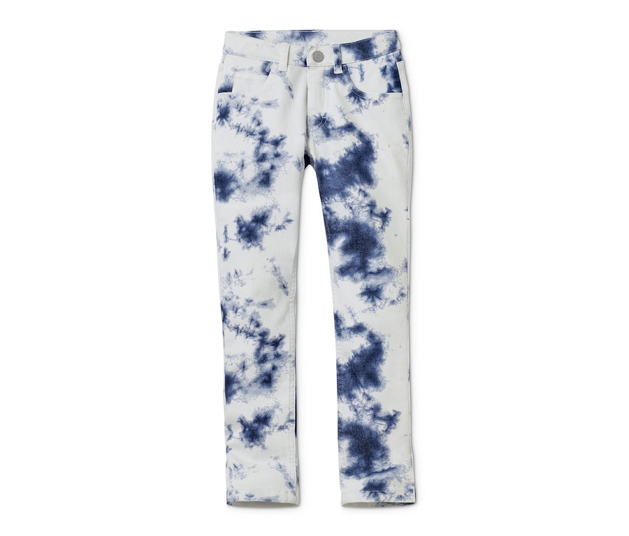 Hellblaue Stretchdenim mit Batikmuster.