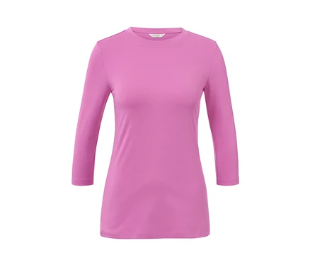 Rosa Shirt mit 3/4-Arm.
