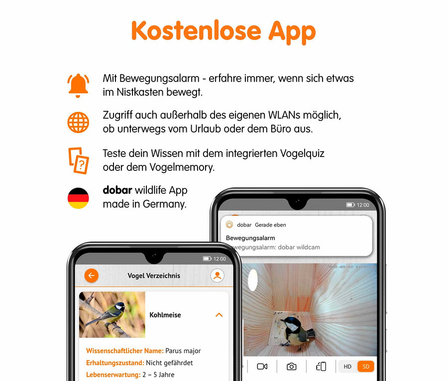 Zwei Mobiltelefone zeigen eine App zur Beobachtung von Vögeln und ein Vogelfutterhaus »EAZY« mit Solarpanel und Wi-Fi-Kamera.