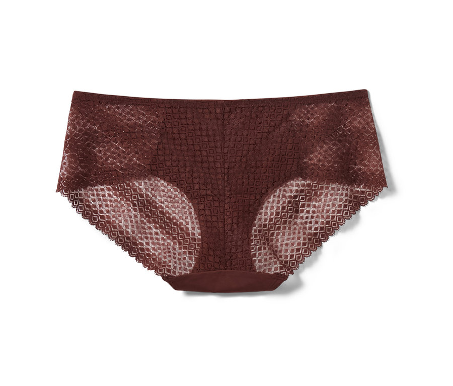 Ein einzelner, brauner 3 Pantys mit Blumenspitze liegt auf einem weißen Hintergrund.