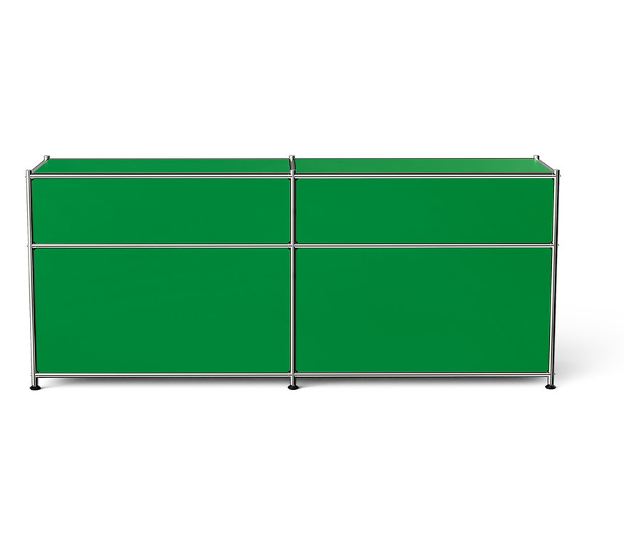Grüner Schrank mit silbernem Rahmen.