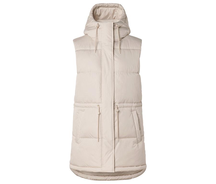Lange, beige Steppweste mit Kapuze, Kordelzügen an der Kapuze und Taille sowie aufgesetzten Taschen.
