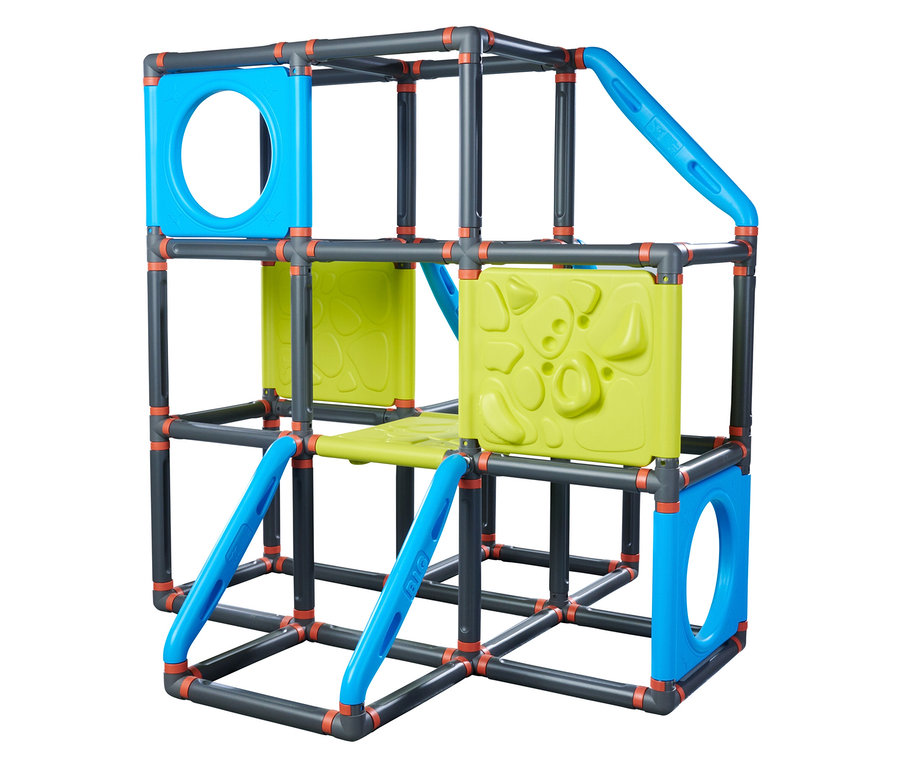 Klettergerüst mit grauen Rohren, orangefarbenen Verbindungsstücken und blauen und grünen Paneelen.