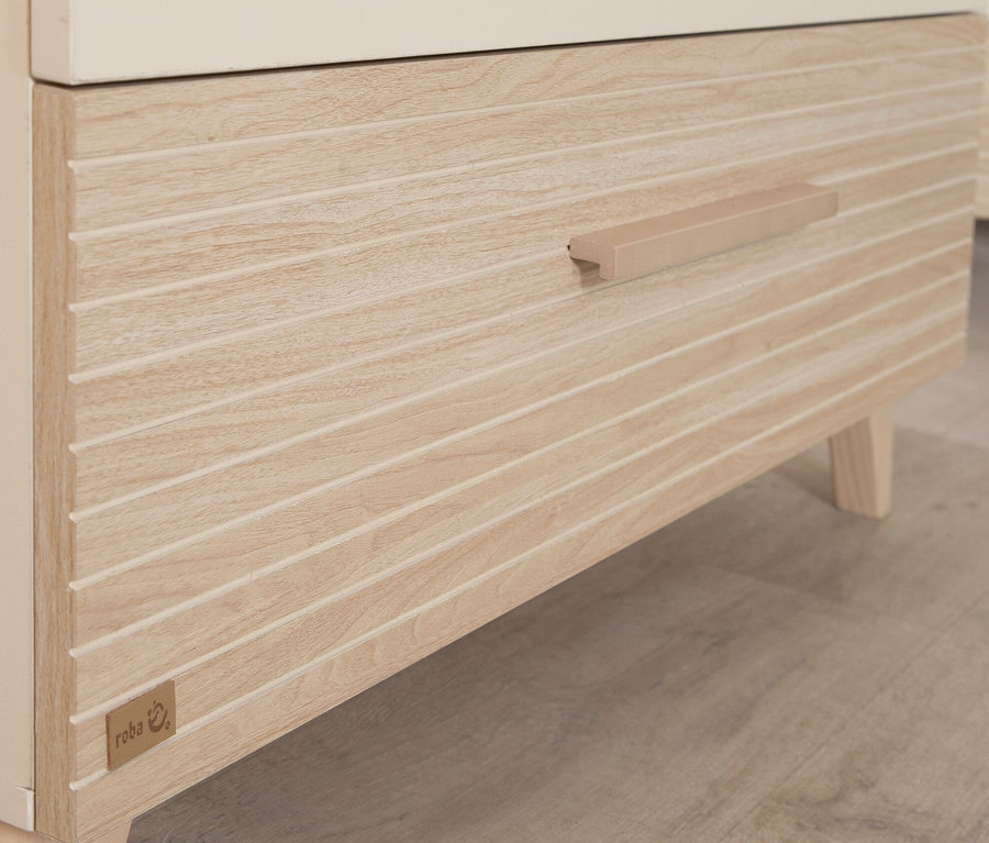 Detailaufnahme vom roba Set »Sidney« 3-teilig, Kaschmir, mit Holzschublade und Füßen.