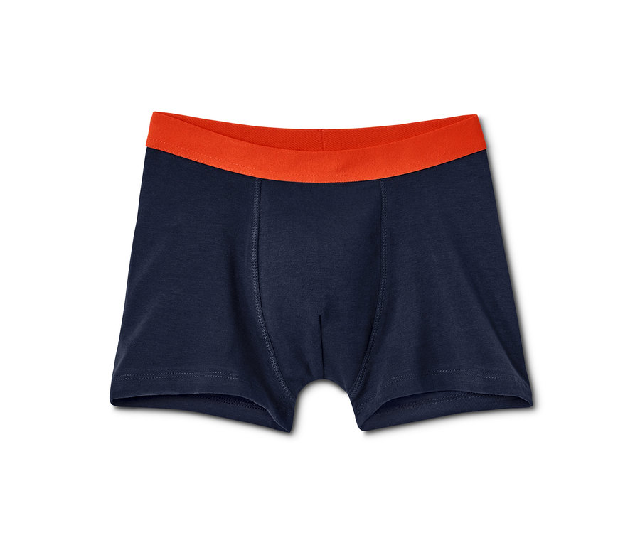 Ein Paar blaue Jungen-Slipboxer mit orangefarbenem Bund. Teil eines 7er-Sets.