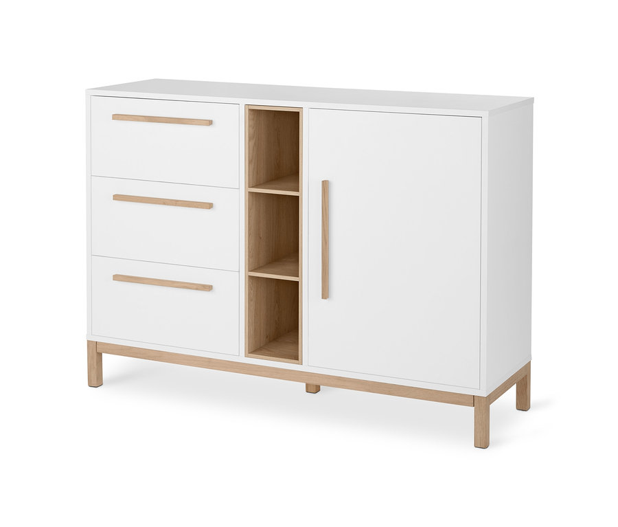 Weiße Kommode »Eklund« mit drei Schubladen und Tür.