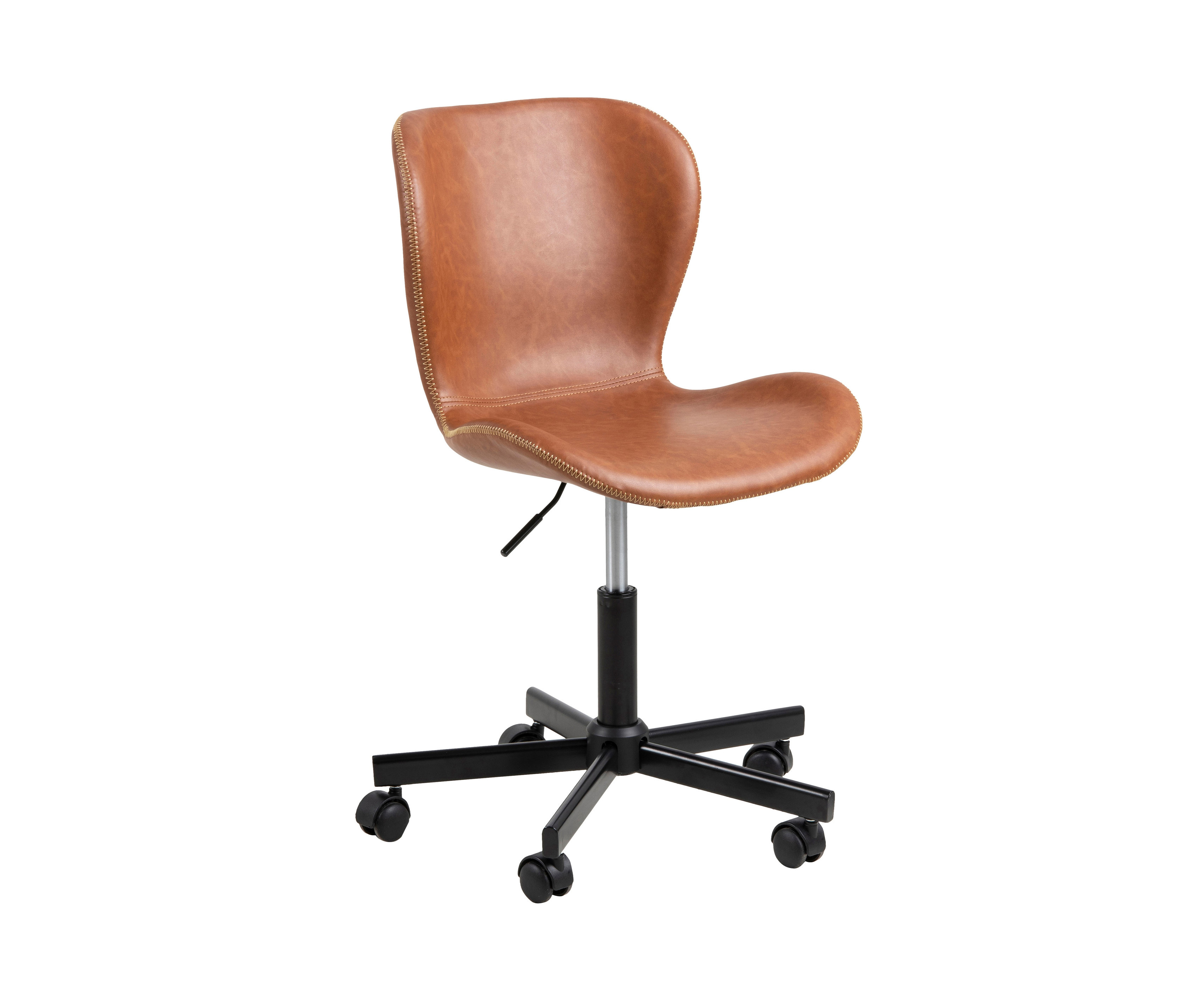 Brauner Bürostuhl mit schwarzem Fußkreuz auf Rollen.