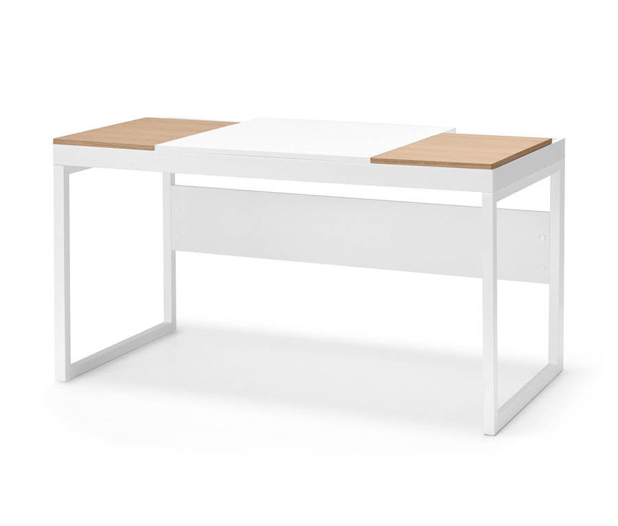Weißer Schreibtisch mit Klappfächern.