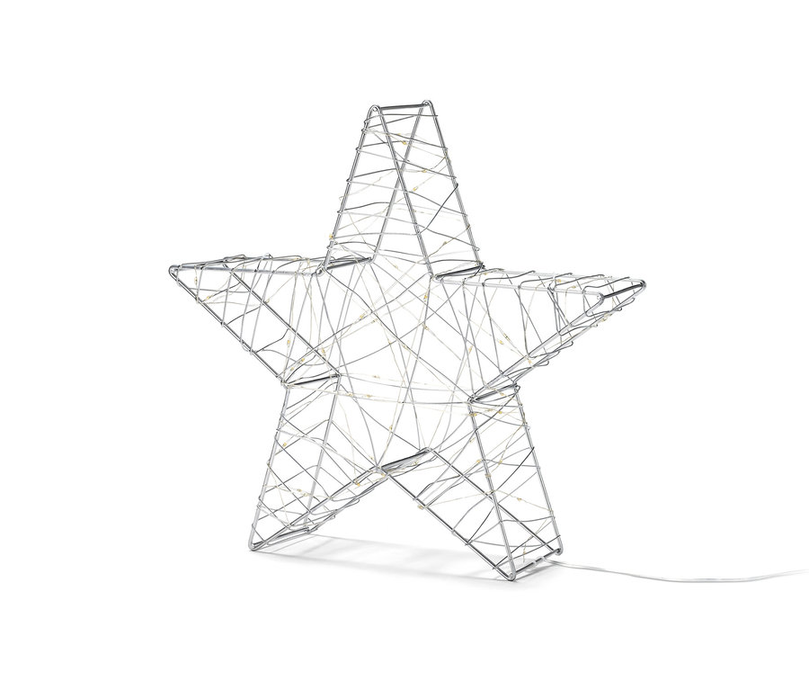 Ein großer LED-Dekostern auf einem weißen Hintergrund.