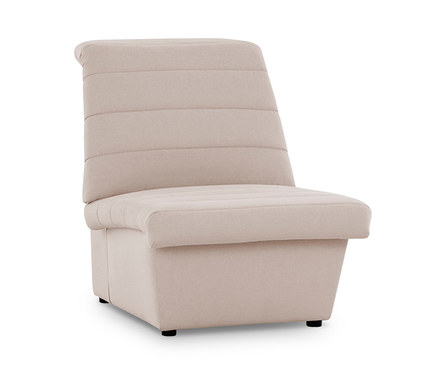 Cremefarbener Sessel auf weißem Hintergrund. LOOKS by Wolfgang Joop Sessel, creme