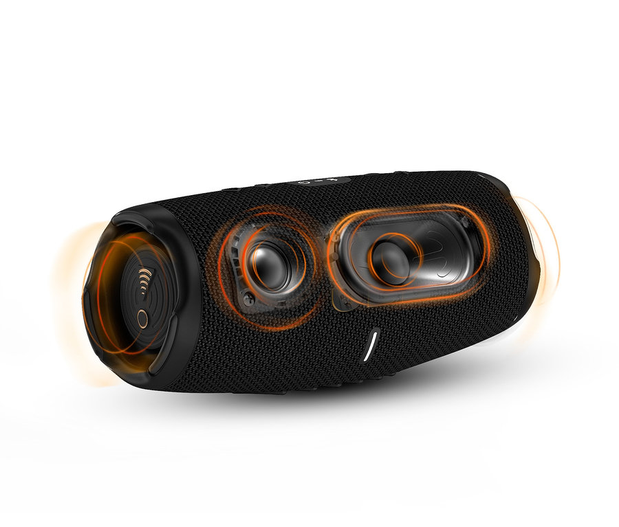 Ein schwarzer JBL Charge 5 Wifi Lautsprecher liegt auf einem weißen Hintergrund.
