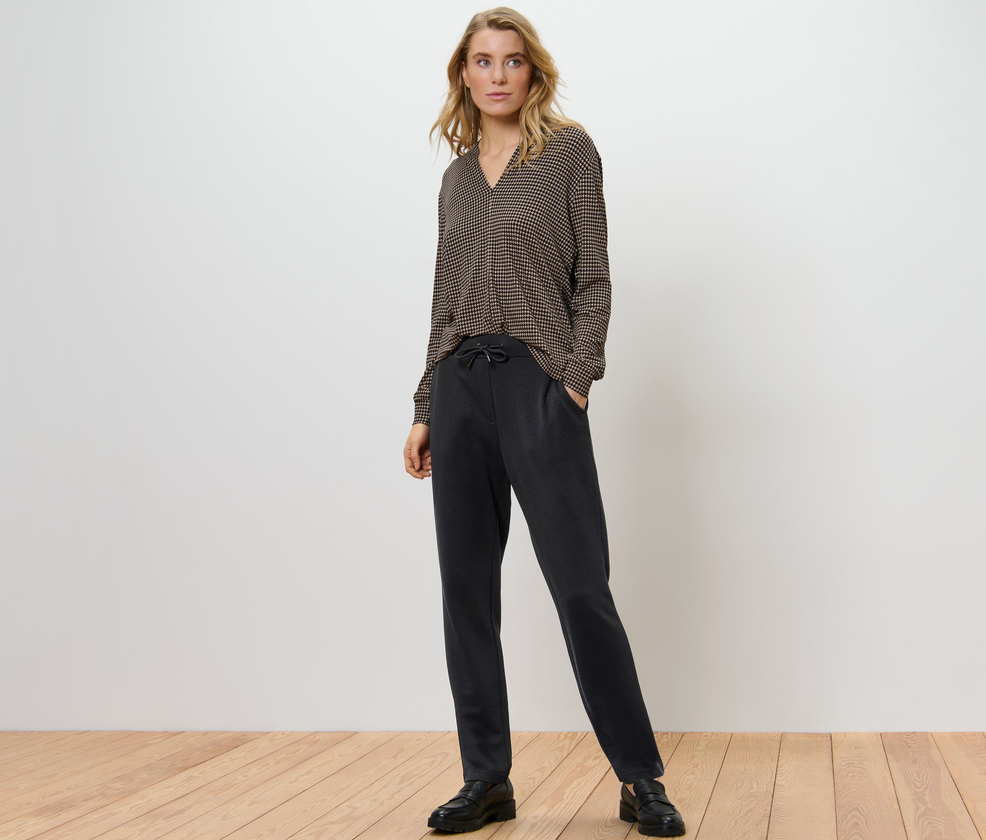 Thumbnail - Tchibo - Joggpants - Damen - Gr. M - schwarz