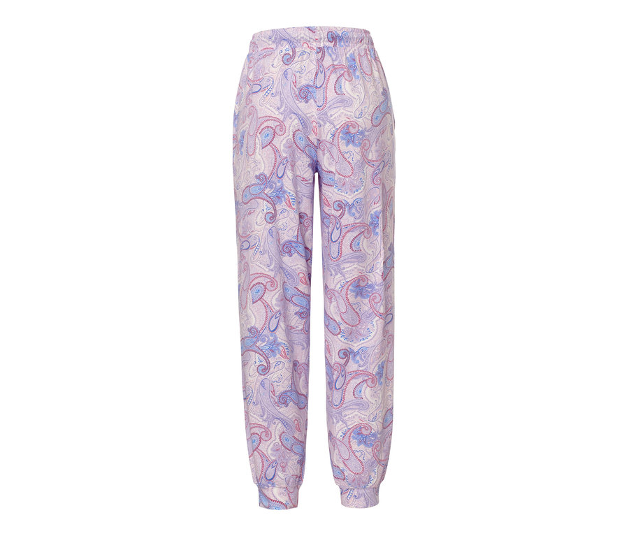 Lila Pyjamahose mit Blumenmuster.