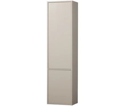 Hoher, schmaler Schrank in Hellgrau/Beige mit zwei Türen übereinander.