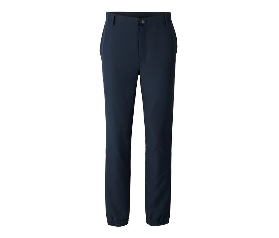Eine marineblaue Softshellhose vor einem weißen Hintergrund.