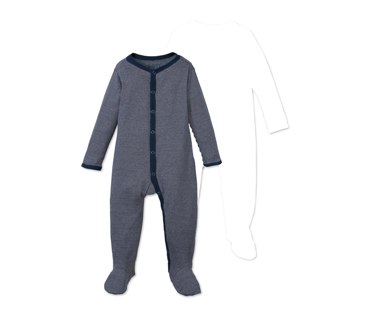 2 Pyjamas.